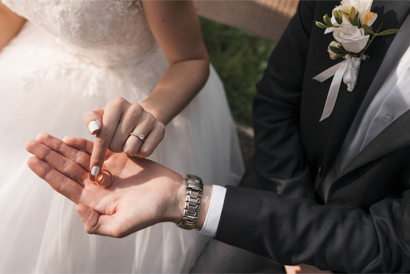 Nişanda damat takısı